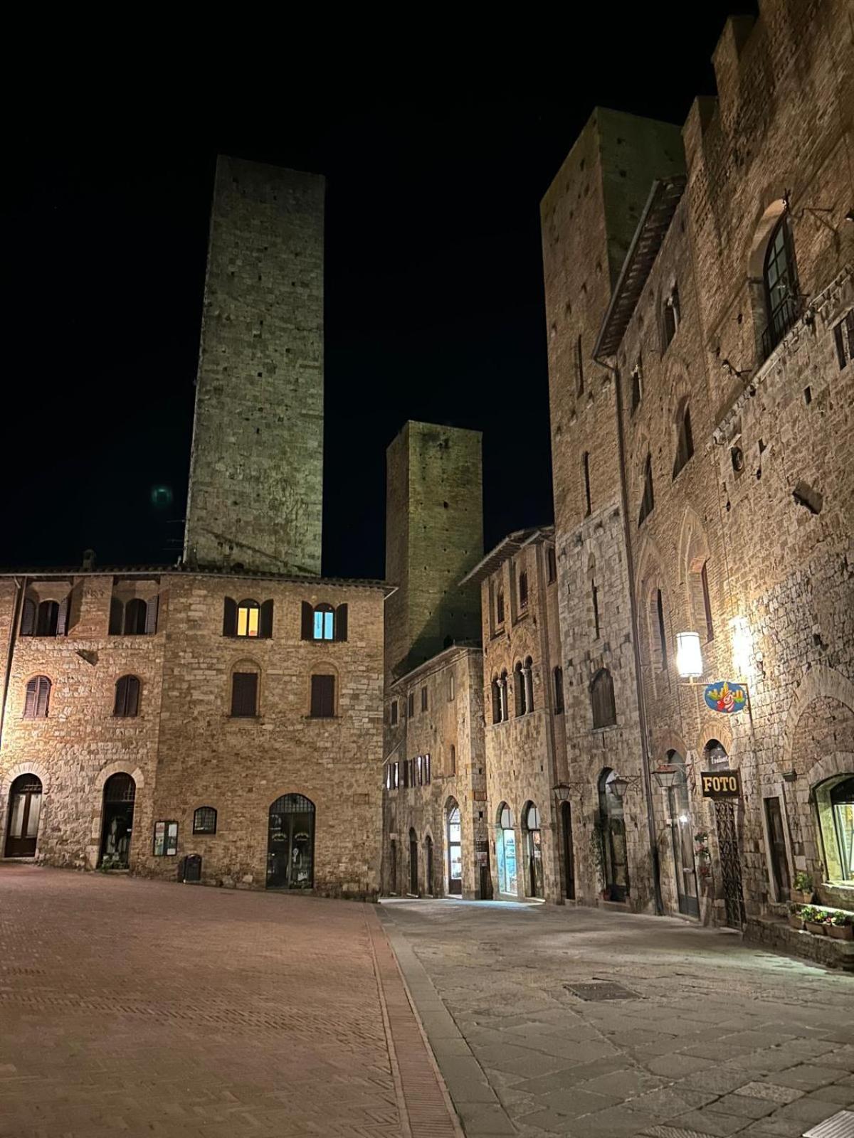 Home Sweet Home San Gimignano Kültér fotó